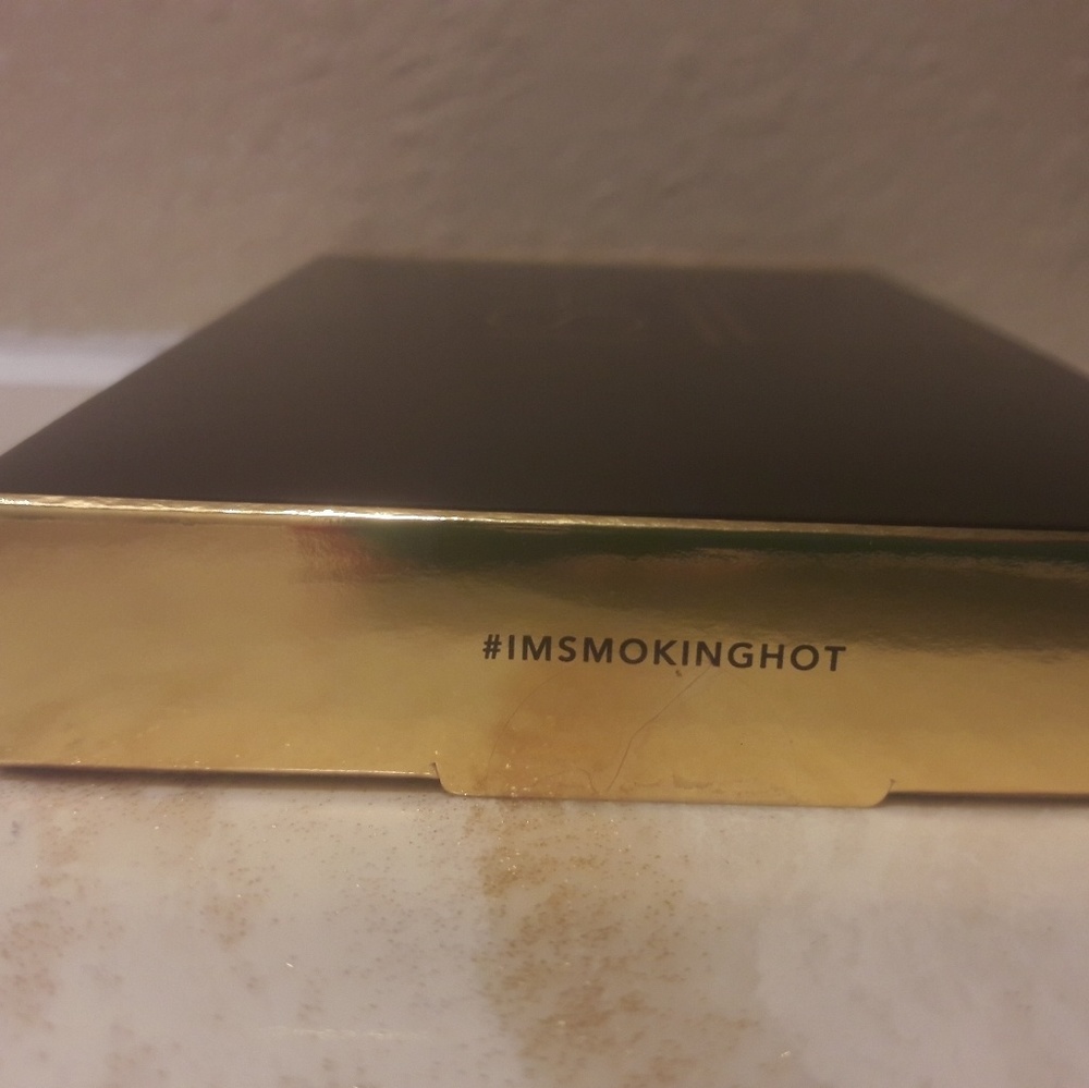 ISH eyeshadow Palette